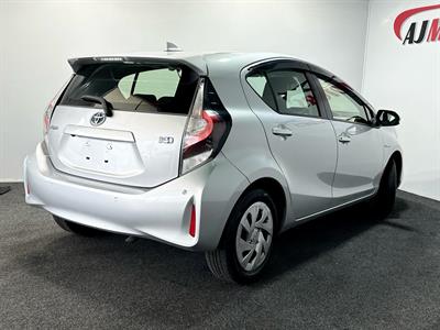 2019 Toyota Aqua - Thumbnail
