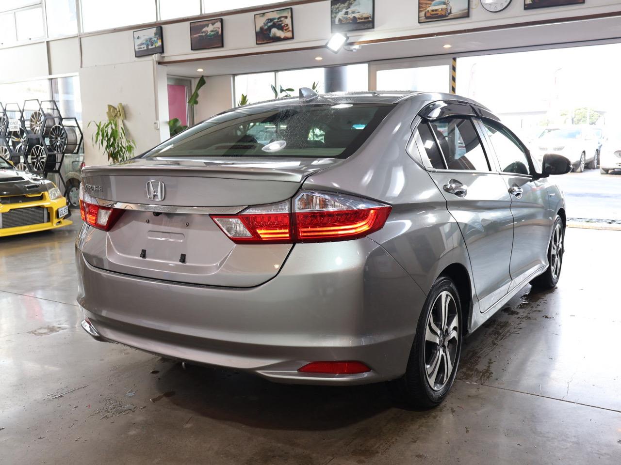 2014 Honda GRACE