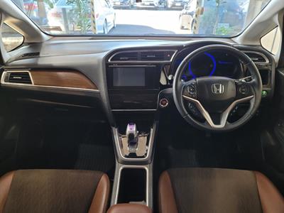 2015 Honda Shuttle - Thumbnail