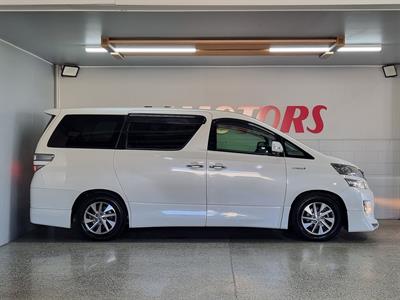 2012 Toyota Vellfire - Thumbnail