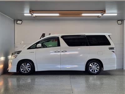 2012 Toyota Vellfire - Thumbnail