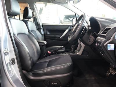 2015 Subaru Forester - Thumbnail