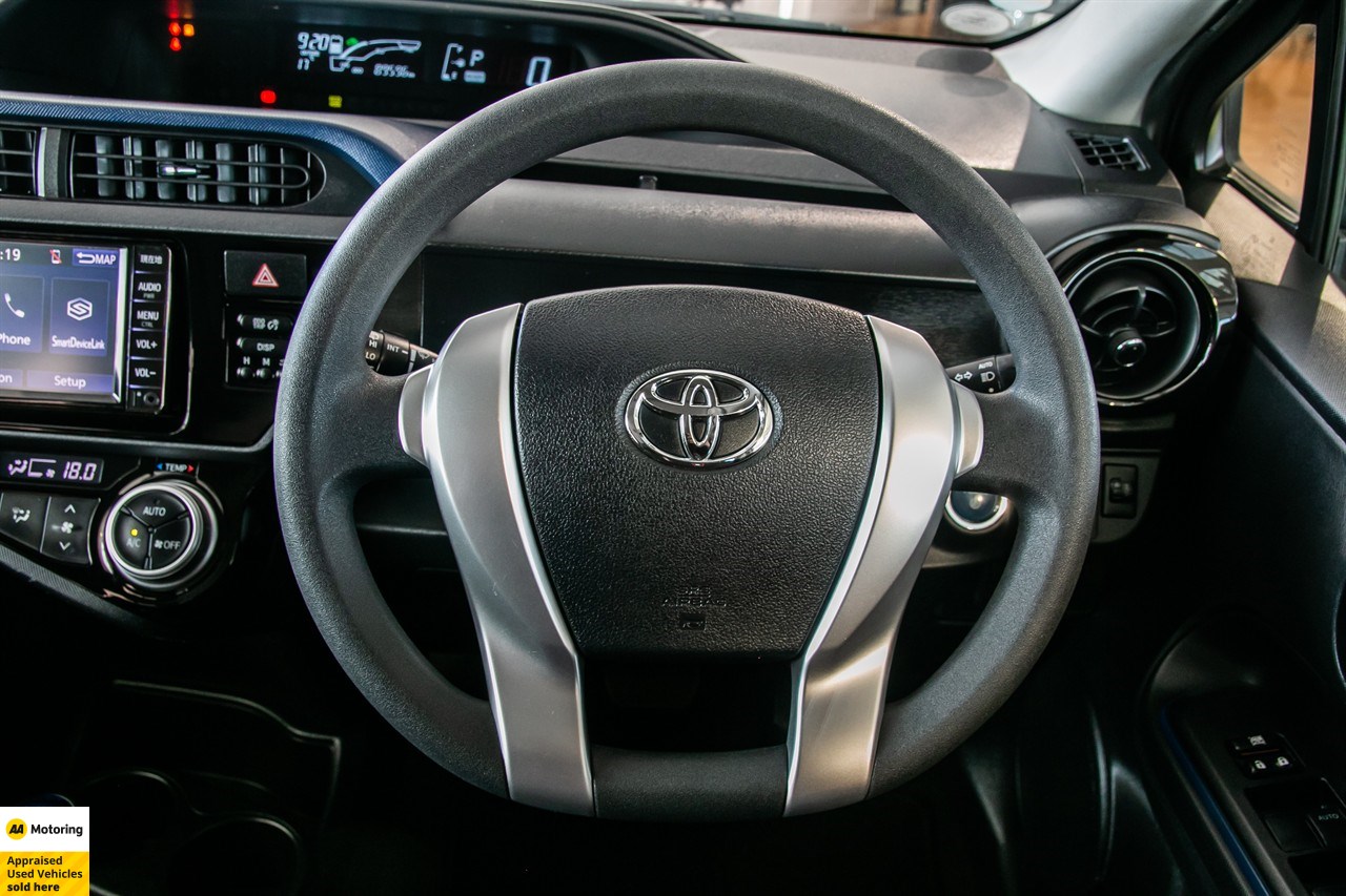 2015 Toyota Aqua