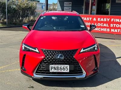 2022 Lexus UX 250h - Thumbnail