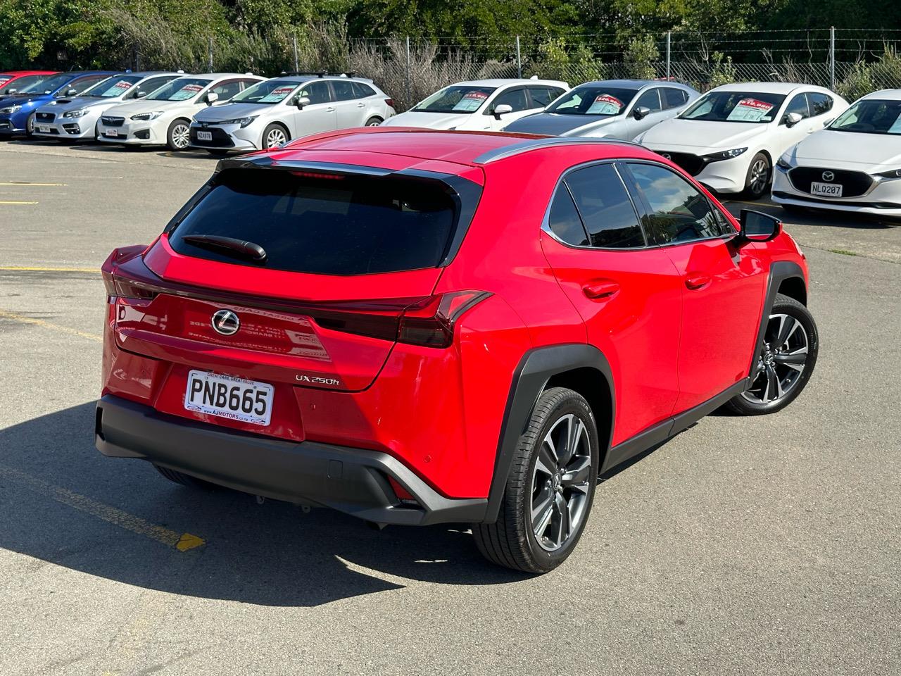 2022 Lexus UX 250h
