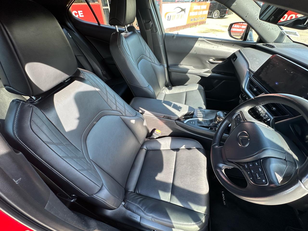 2022 Lexus UX 250h