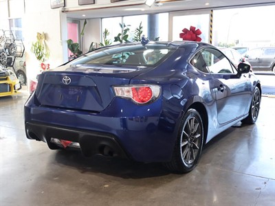 2015 Toyota 86 - Thumbnail