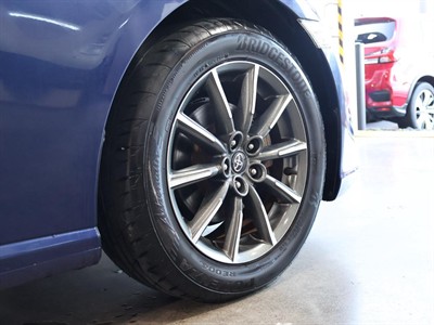 2015 Toyota 86 - Thumbnail