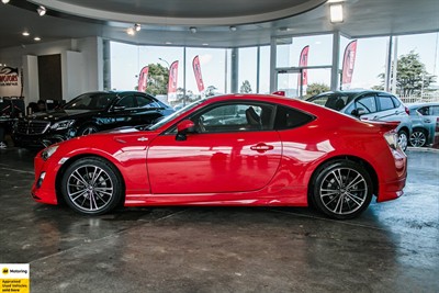 2015 Toyota 86 - Thumbnail