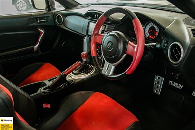 2015 Toyota 86 - Thumbnail