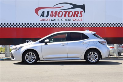 2019 Toyota Corolla - Thumbnail