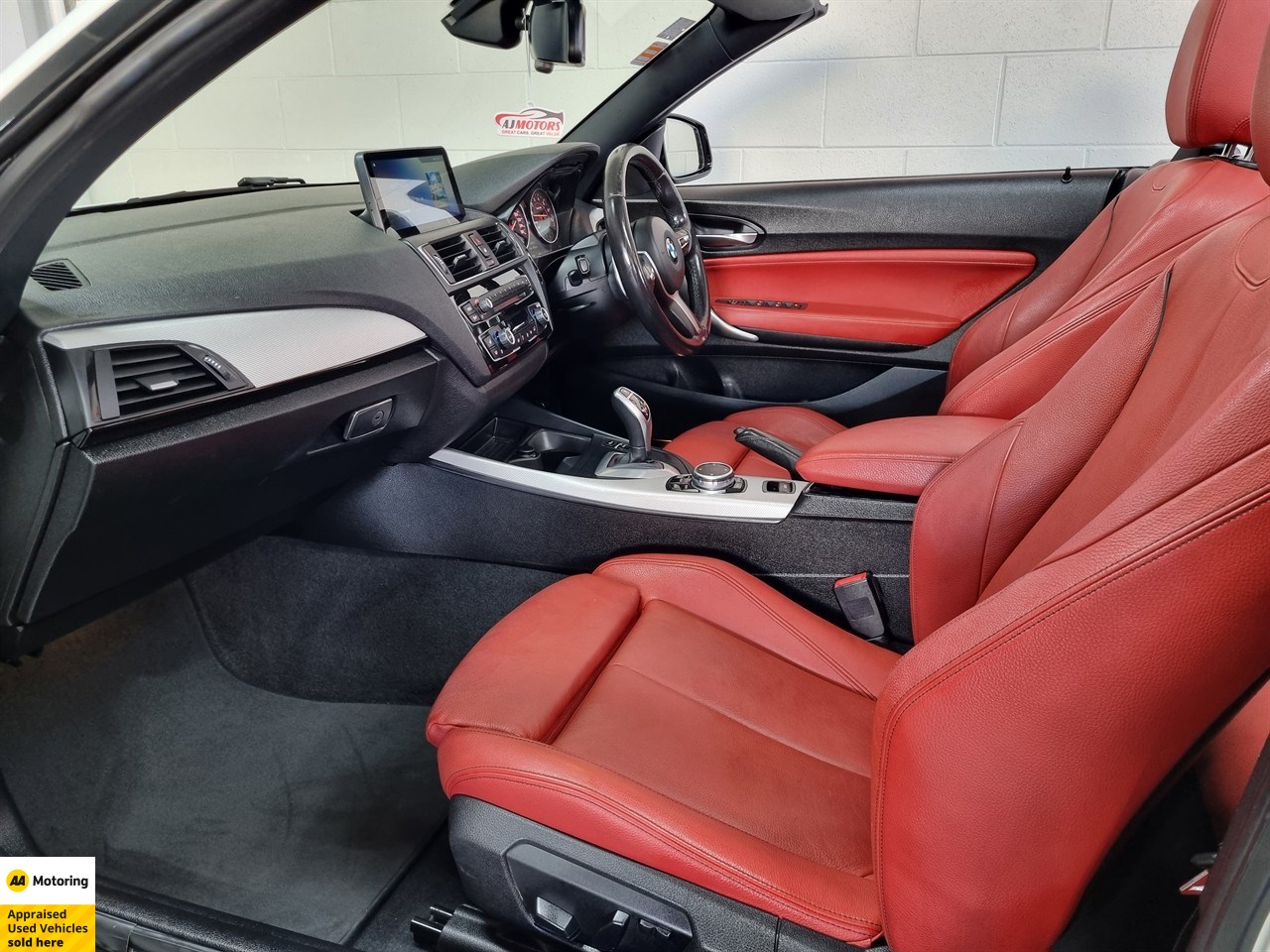 2015 BMW 220i
