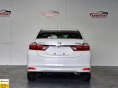 2015 Honda Grace - Thumbnail