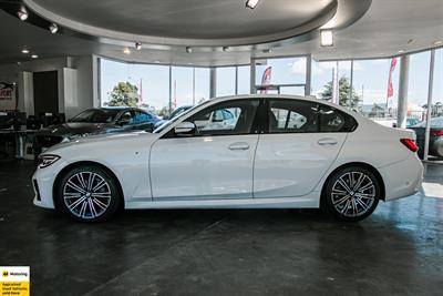 2019 BMW 320i - Thumbnail