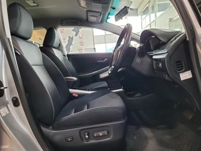 2014 Toyota Sai - Thumbnail