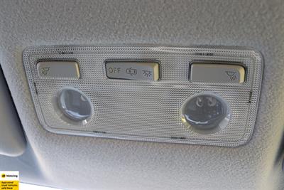 2012 Toyota Aqua - Thumbnail