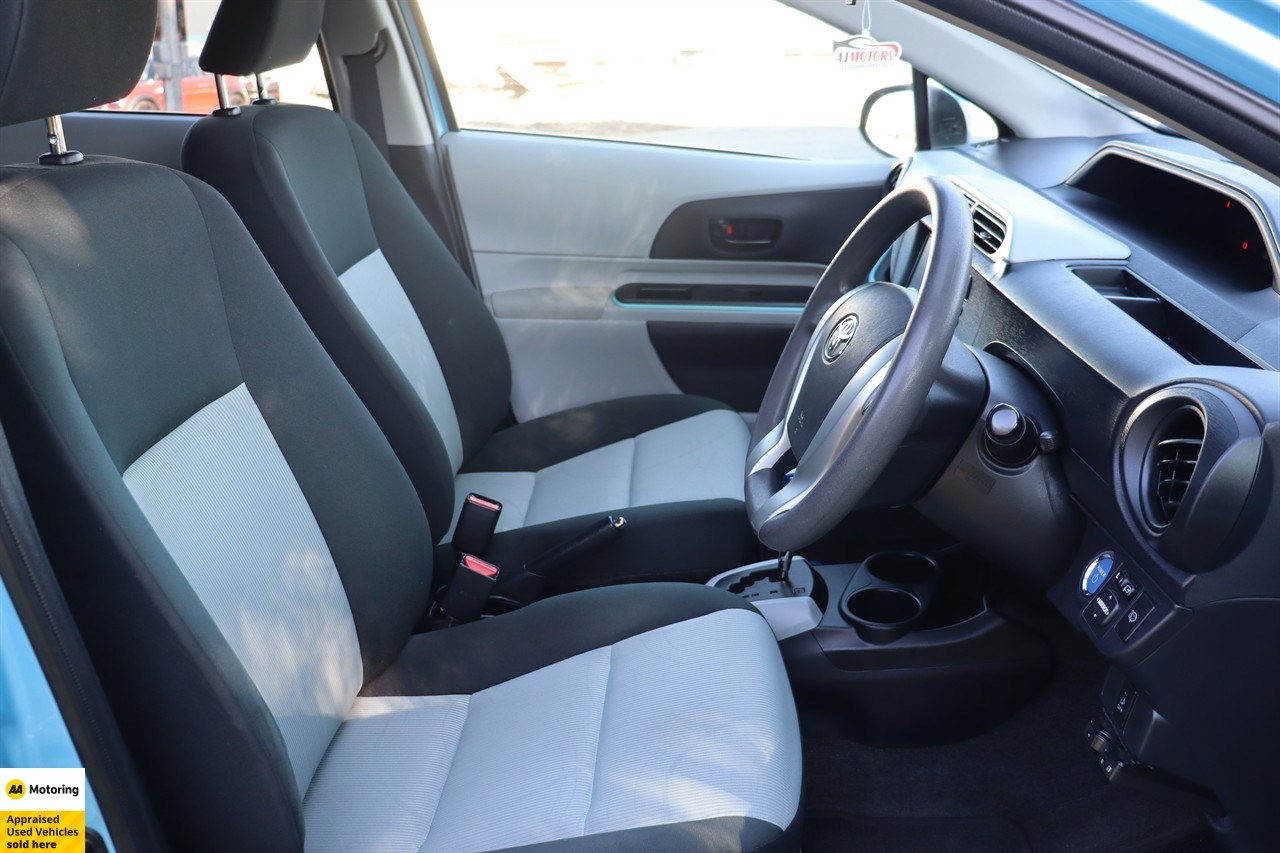 2012 Toyota Aqua