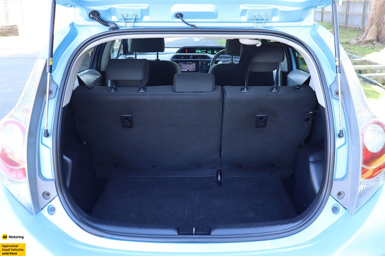 2012 Toyota Aqua