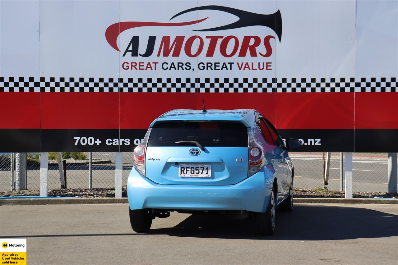 2012 Toyota Aqua