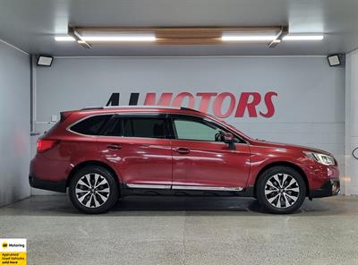 2015 Subaru Outback - Thumbnail