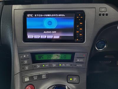 2014 Toyota Prius - Thumbnail