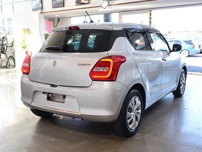 2019 Suzuki Swift - Thumbnail