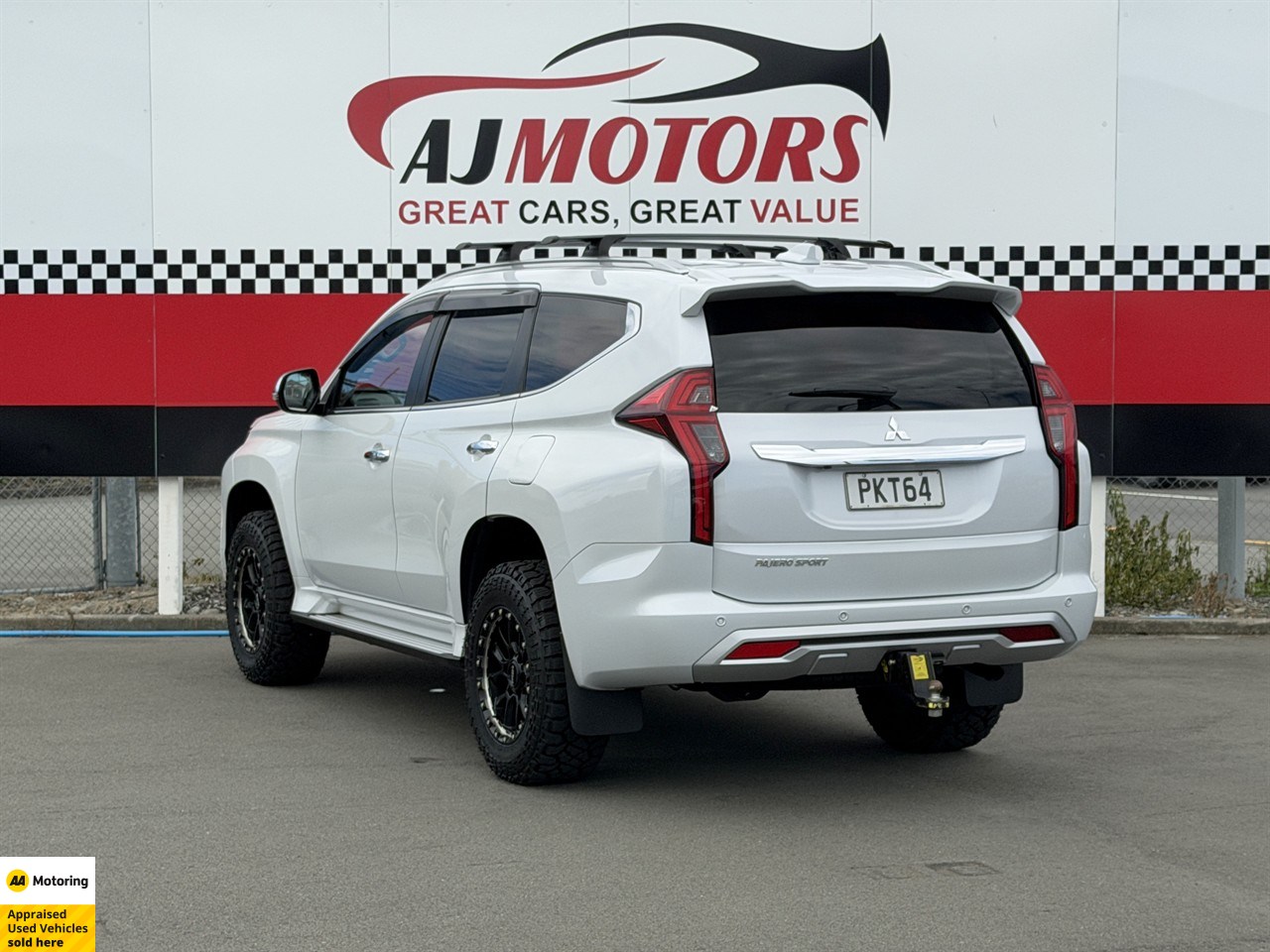 2022 Mitsubishi Pajero Sport