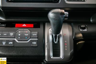 2012 Honda Step Wagon - Thumbnail