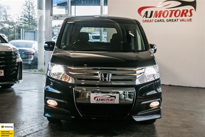 2012 Honda Step Wagon - Thumbnail