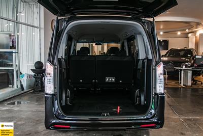2012 Honda Step Wagon - Thumbnail
