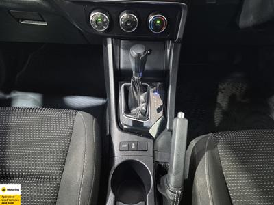2018 Toyota Corolla - Thumbnail