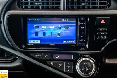 2016 Toyota Aqua - Thumbnail
