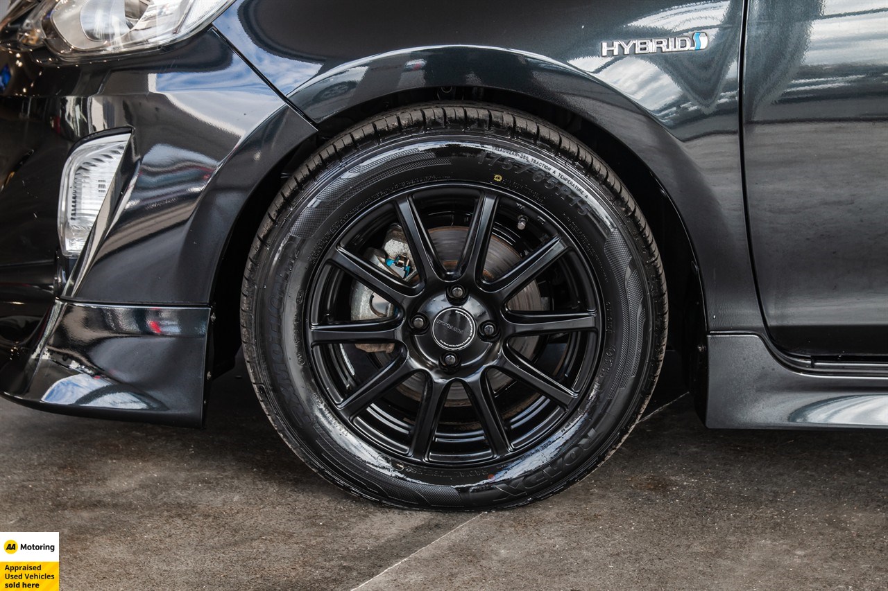 2016 Toyota Aqua