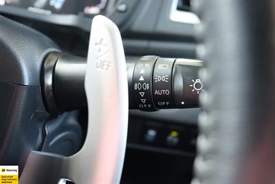 2023 Mitsubishi Pajero Sport - Thumbnail