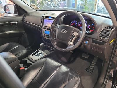 2011 Hyundai Santa Fe - Thumbnail