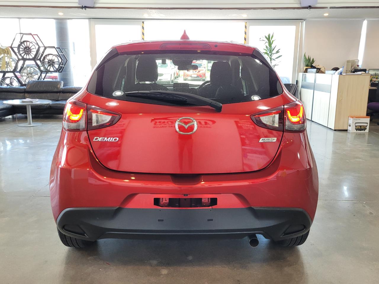 2016 Mazda Demio