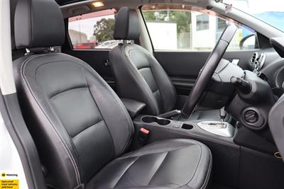 2012 Nissan Dualis - Thumbnail