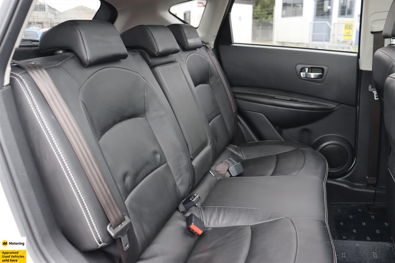 2012 Nissan Dualis
