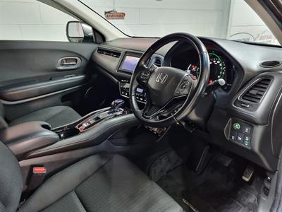 2017 Honda Vezel - Thumbnail