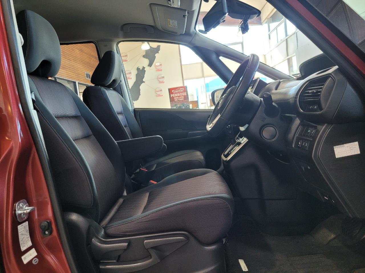 2017 Nissan Serena