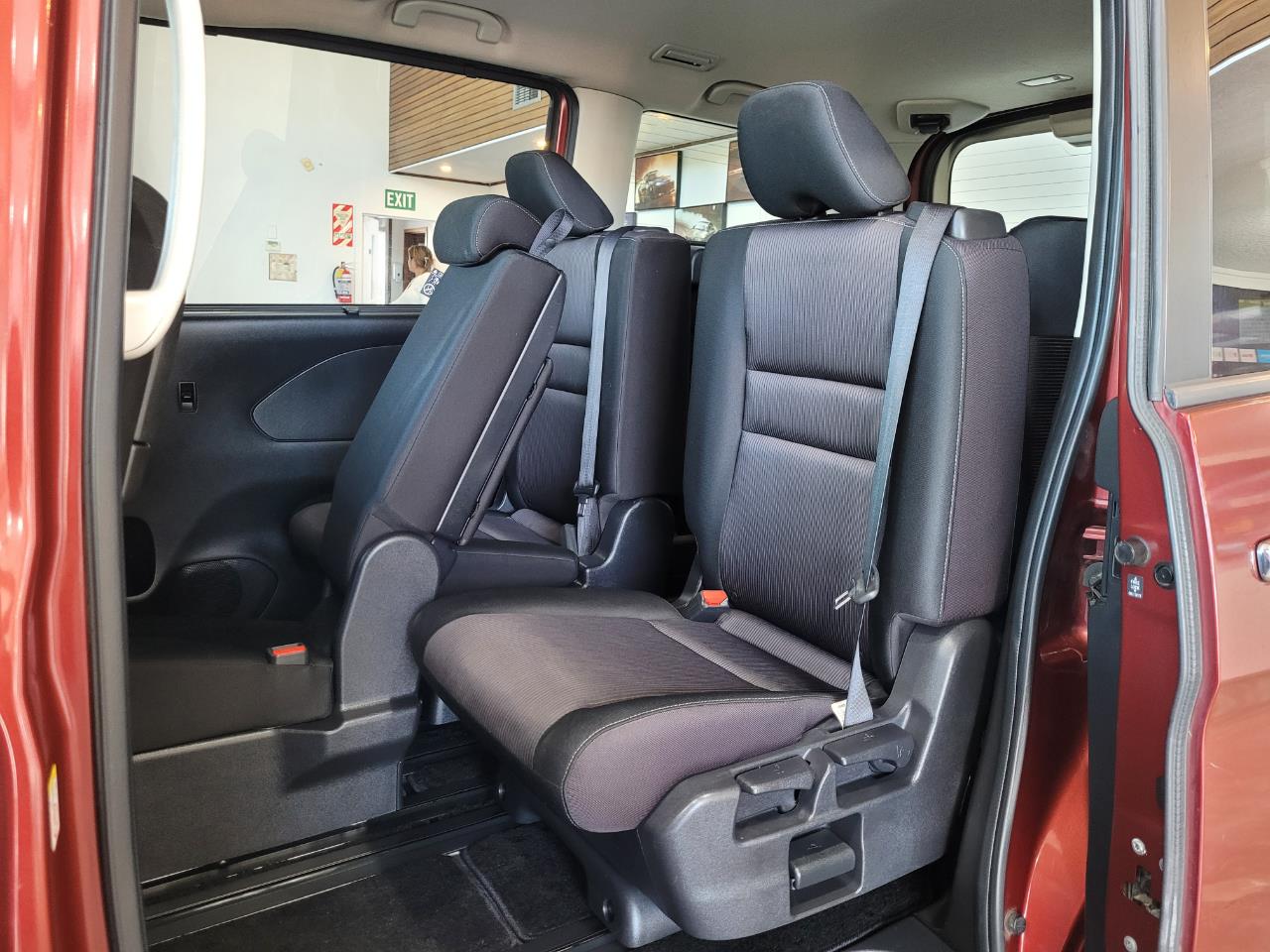 2017 Nissan Serena