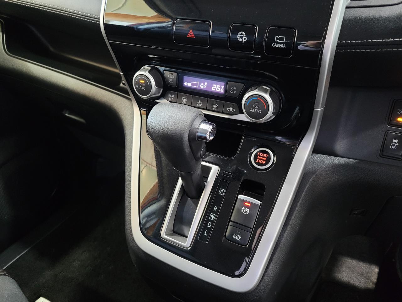 2017 Nissan Serena