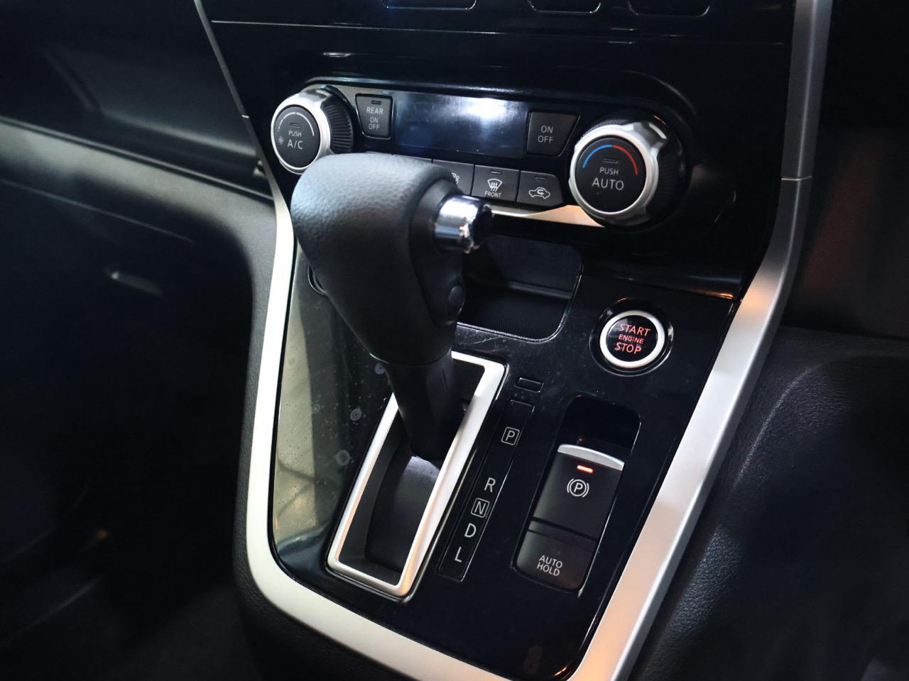 2016 Nissan Serena