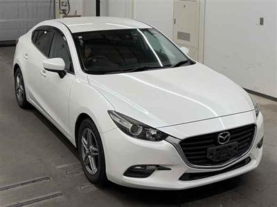 2017 Mazda Axela