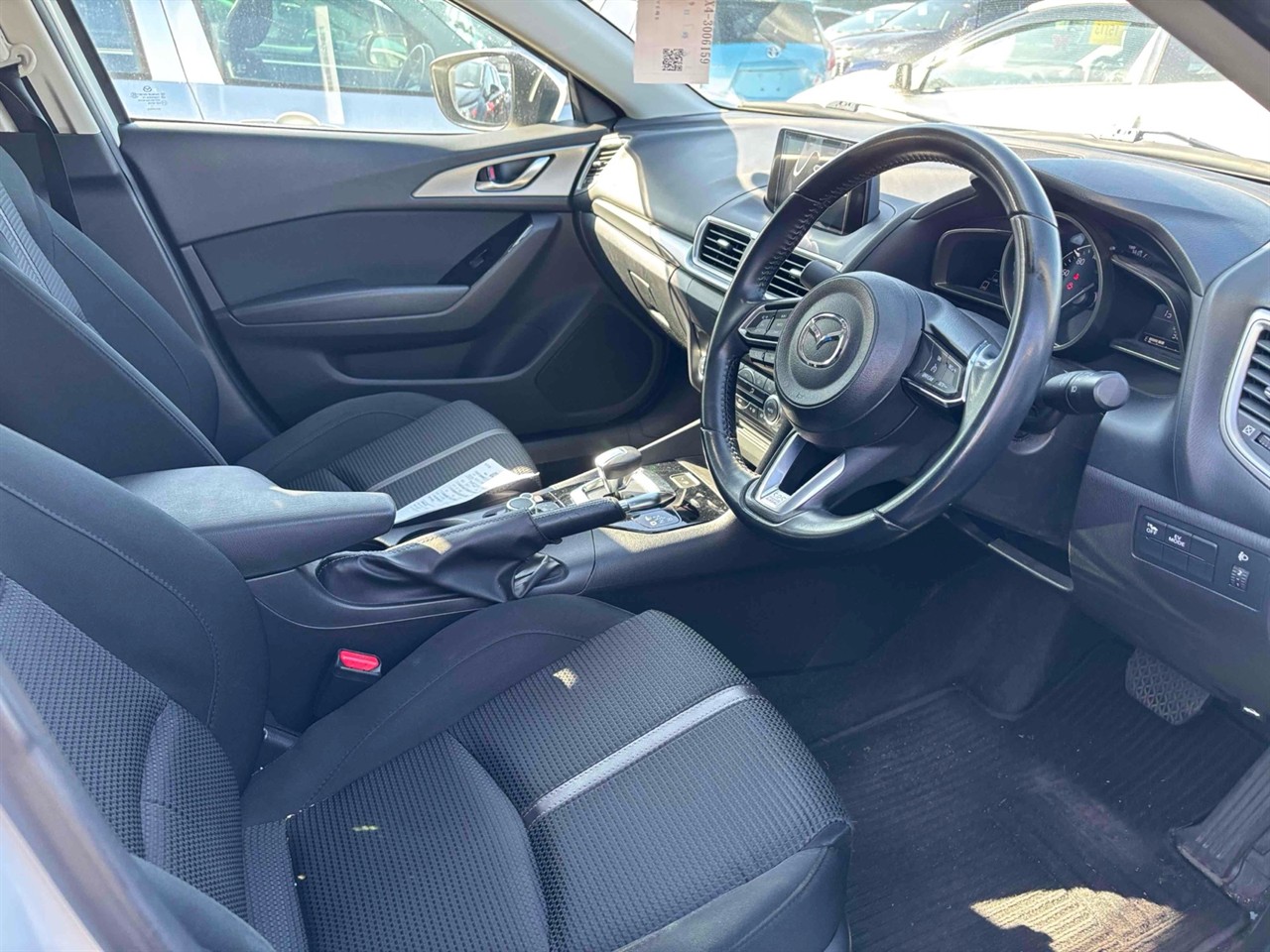 2017 Mazda Axela