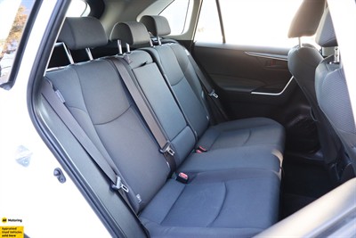 2019 Toyota RAV4 - Thumbnail