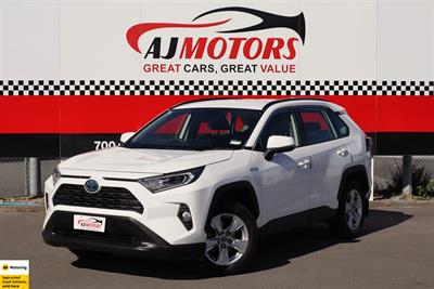 2019 Toyota RAV4 - Thumbnail