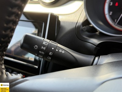 2020 Suzuki Swift - Thumbnail