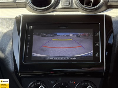 2020 Suzuki Swift - Thumbnail