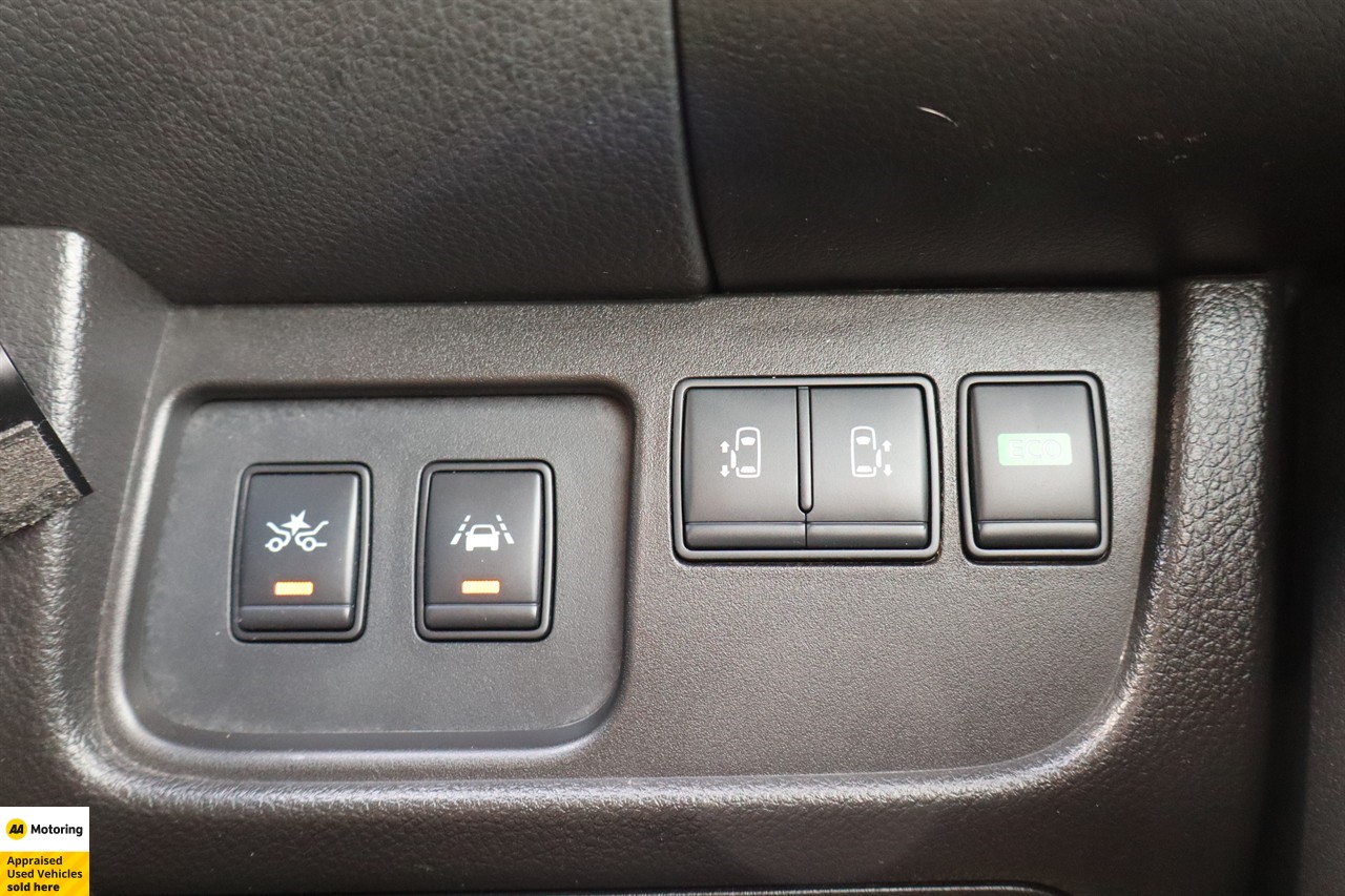 2015 Nissan Serena